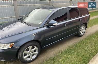 Универсал Volvo V50 2010 в Долине