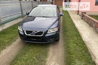 Универсал Volvo V50 2010 в Долине