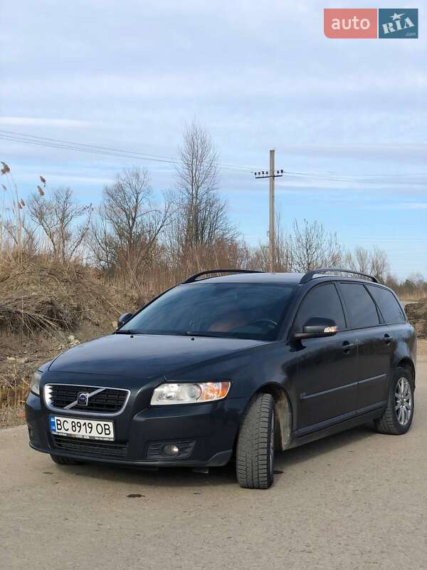 Volvo V50 2009