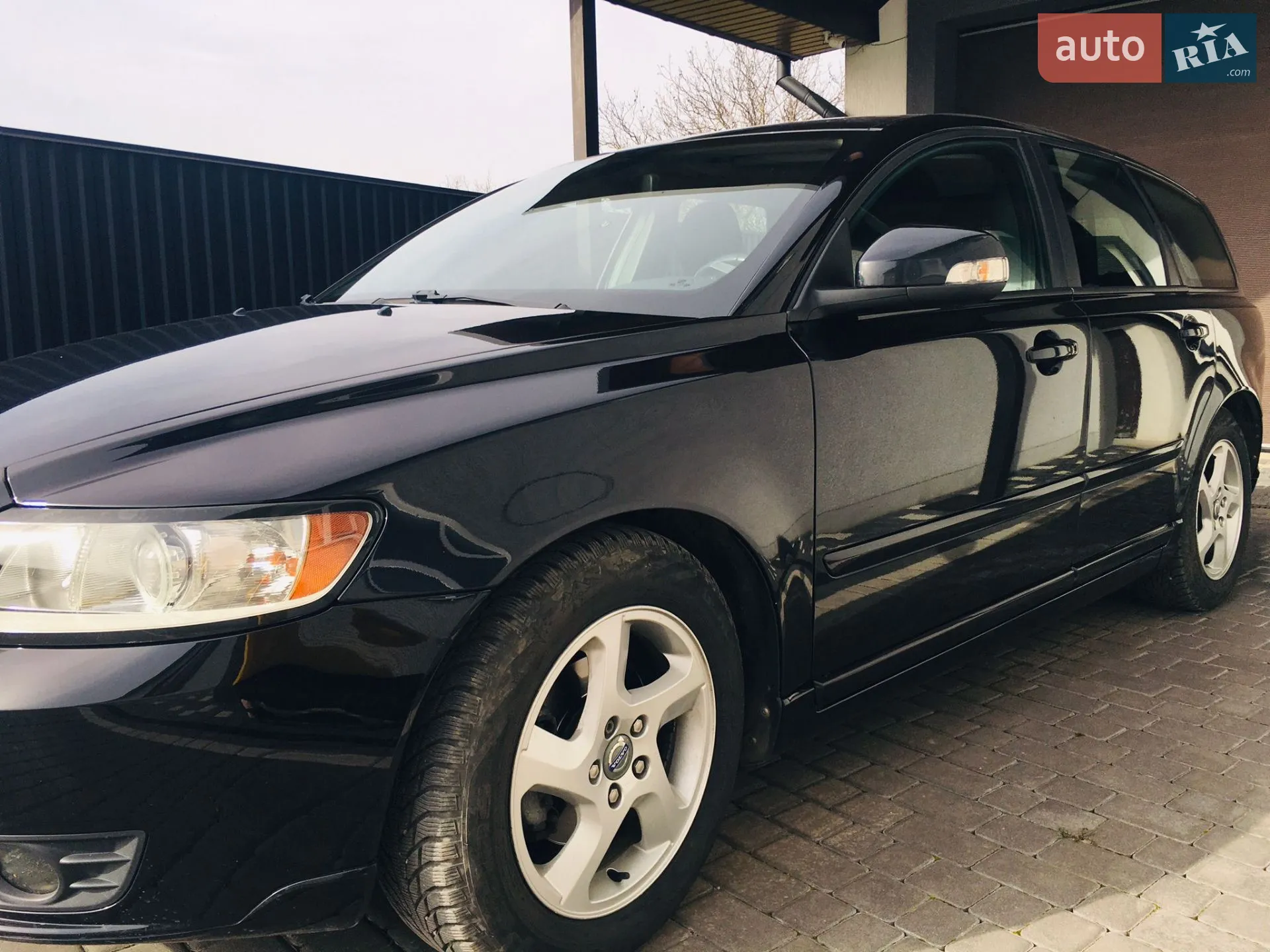 2011 Volvo V50 - мініатюра 3