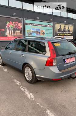 Универсал Volvo V50 2010 в Харькове