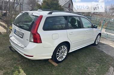 Универсал Volvo V50 2009 в Остроге