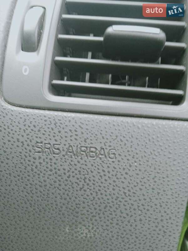 Універсал Volvo V50 2010 в Решетилівці