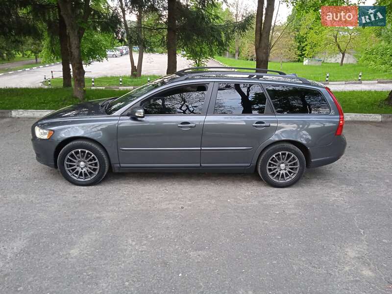 Універсал Volvo V50 2008 в Миколаєві