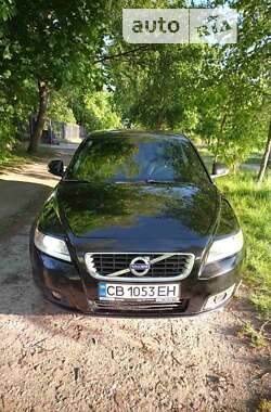 Универсал Volvo V50 2009 в Чернигове