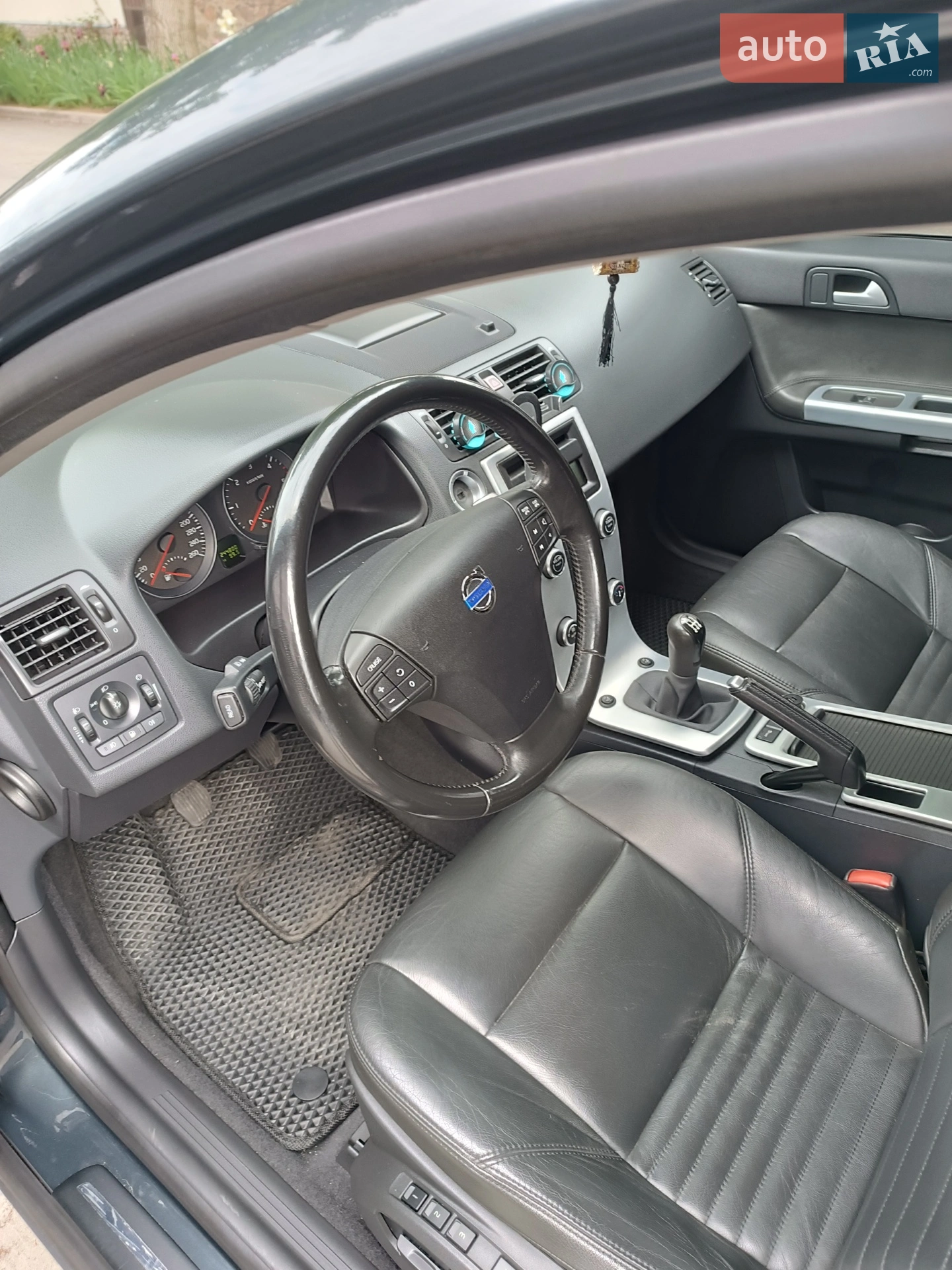 2010 Volvo V50 - мініатюра 2