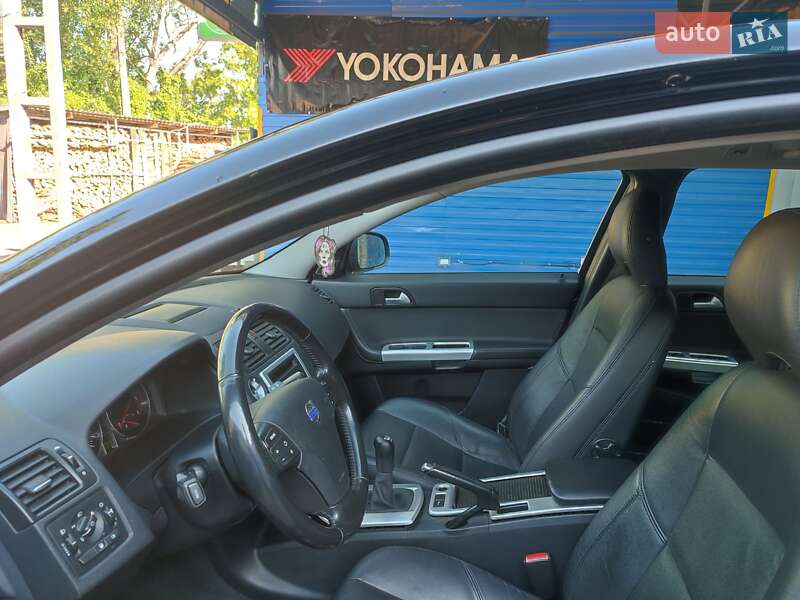Универсал Volvo V50 2011 в Киеве