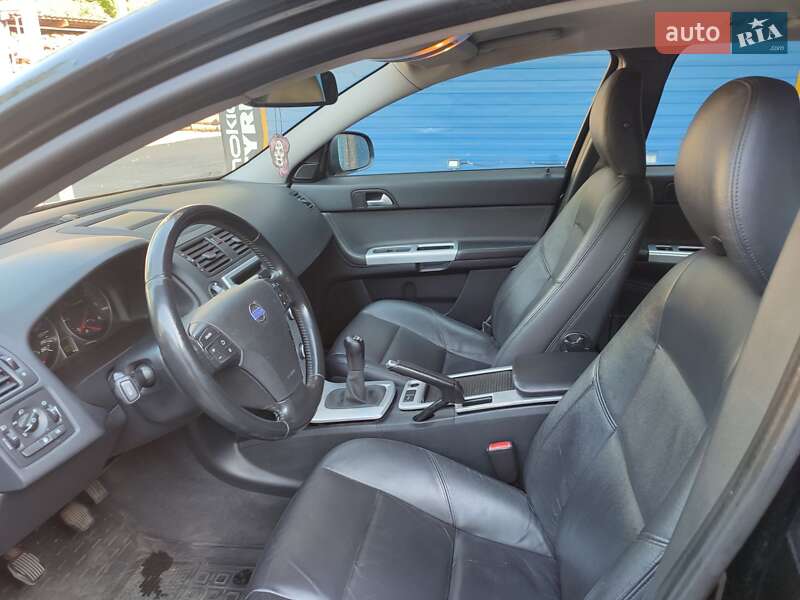 Универсал Volvo V50 2011 в Киеве