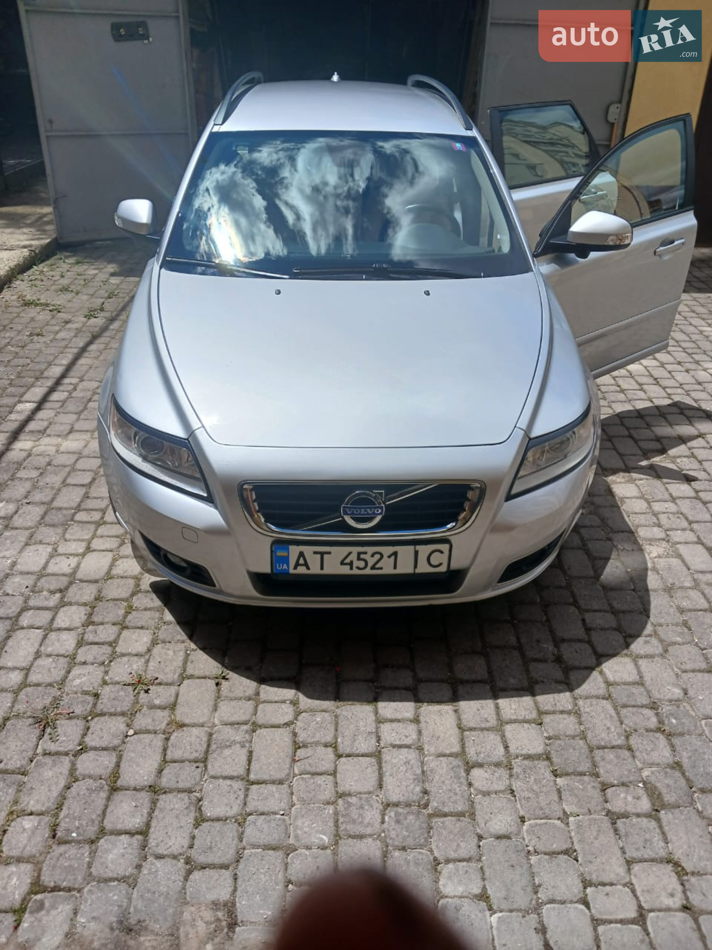 2011 Volvo V50 - мініатюра 3