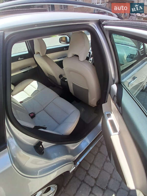 Універсал Volvo V50 2011 в Івано-Франківську