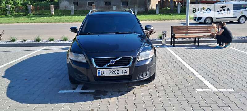 Універсал Volvo V50 2008 в Віньківцях