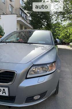 Універсал Volvo V50 2011 в Ізмаїлі