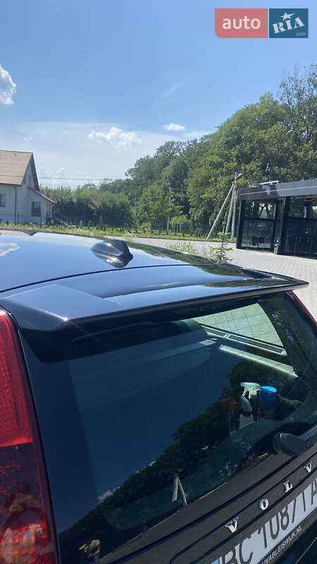 Универсал Volvo V50 2010 в Львове