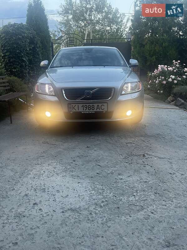 Универсал Volvo V50 2009 в Киеве