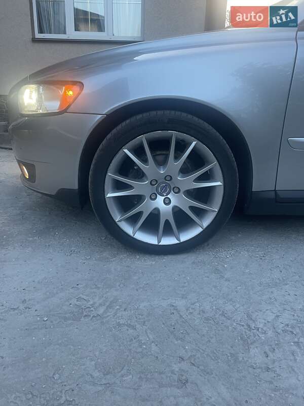 Универсал Volvo V50 2009 в Киеве