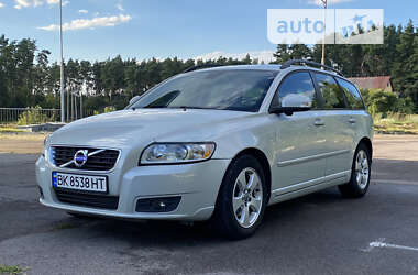 Універсал Volvo V50 2010 в Дубні