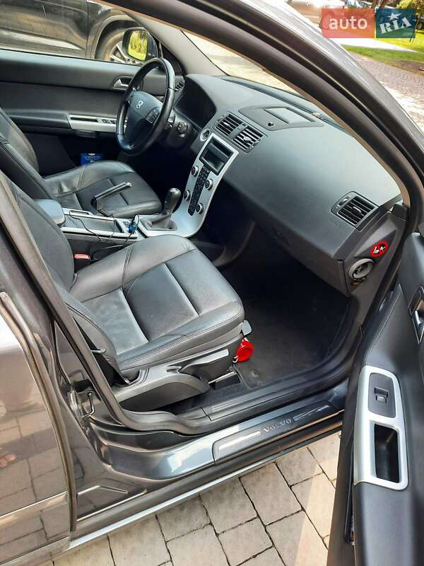 Универсал Volvo V50 2012 в Львове