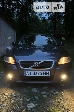 Универсал Volvo V50 2009 в Надворной