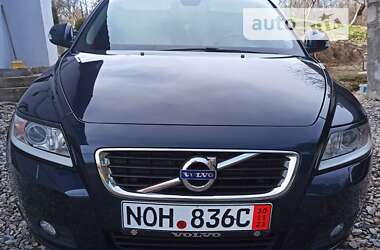 Универсал Volvo V50 2012 в Калуше