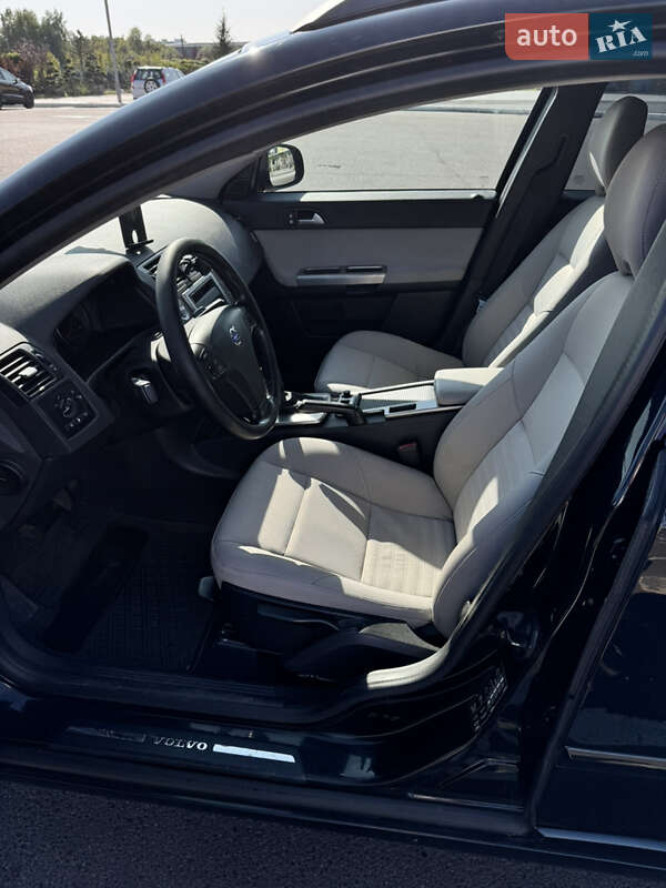Универсал Volvo V50 2009 в Ратным