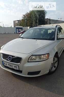 Универсал Volvo V50 2010 в Киеве