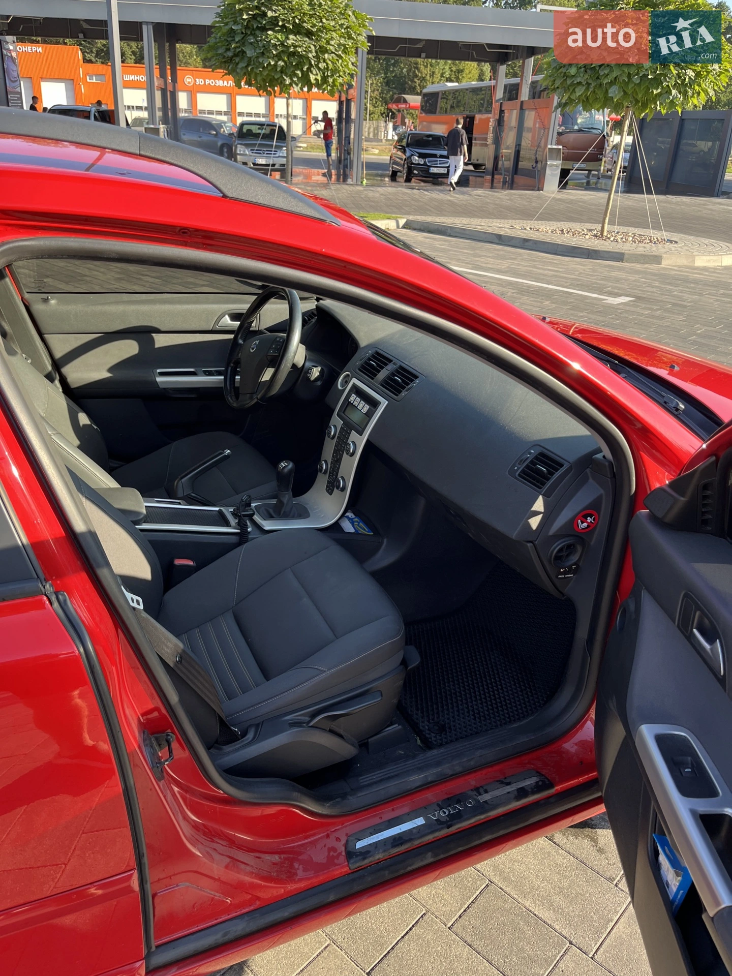 2011 Volvo V50 - мініатюра 8