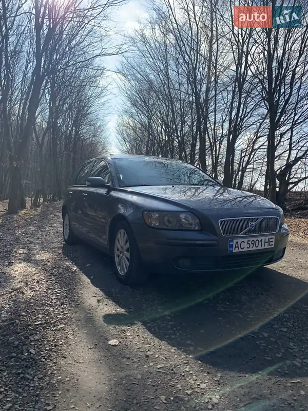 Volvo V50