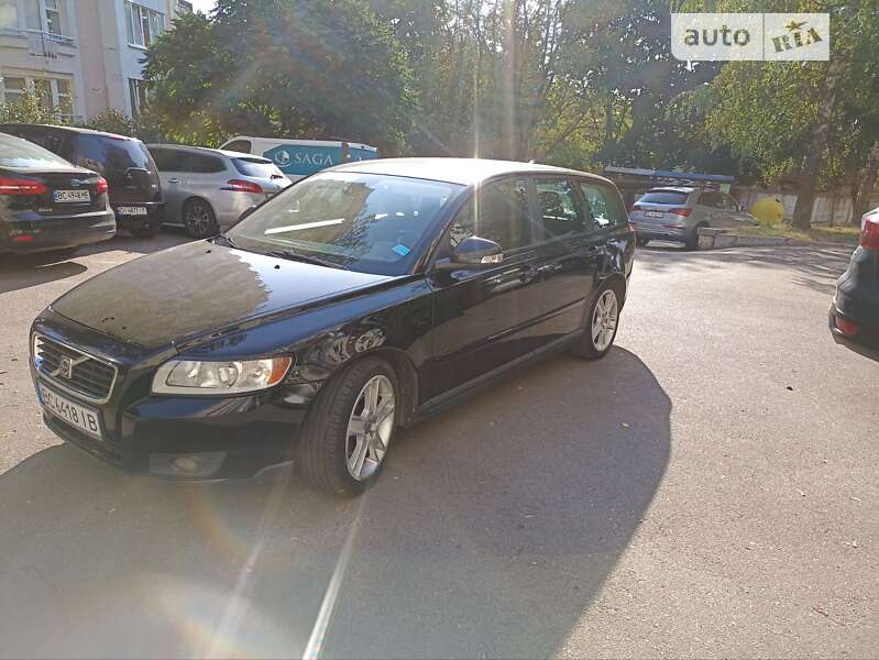 Универсал Volvo V50 2009 в Львове