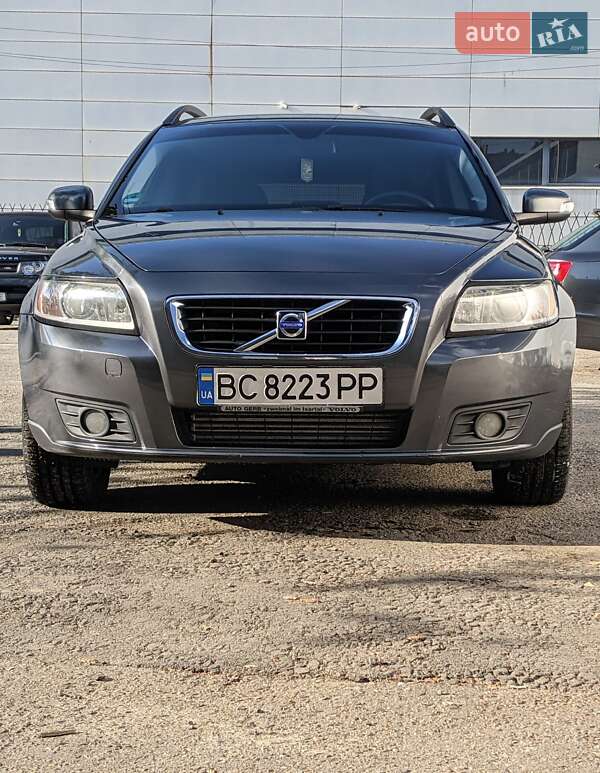 Універсал Volvo V50 2008 в Новояворівську