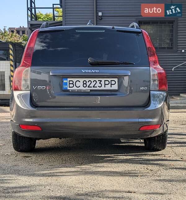 Універсал Volvo V50 2008 в Новояворівську