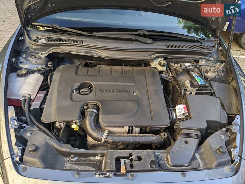 Універсал Volvo V50 2008 в Новояворівську