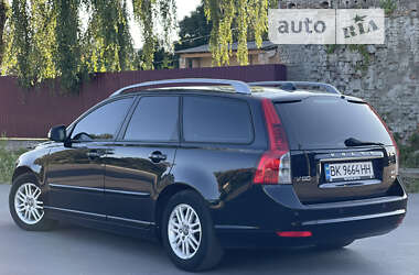 Универсал Volvo V50 2009 в 