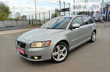 Универсал Volvo V50 2011 в Киеве