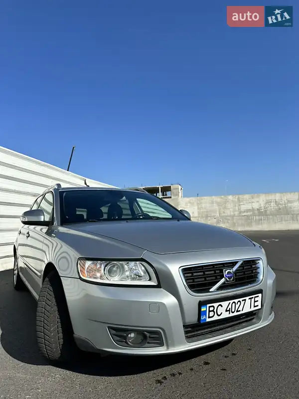 Volvo V50 2010 VIN YV1MW76F2A2547451 фото оголошення 4 з 44