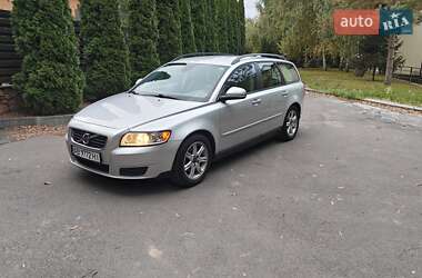 Универсал Volvo V50 2010 в Киеве