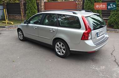 Универсал Volvo V50 2010 в Киеве