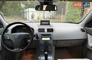 Универсал Volvo V50 2010 в Киеве