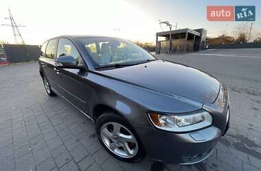 Универсал Volvo V50 2012 в Долине