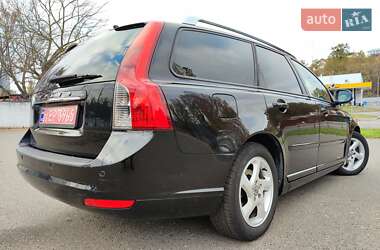 Универсал Volvo V50 2011 в Киеве