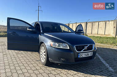 Универсал Volvo V50 2009 в Львове