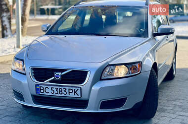 Универсал Volvo V50 2009 в Новояворовске