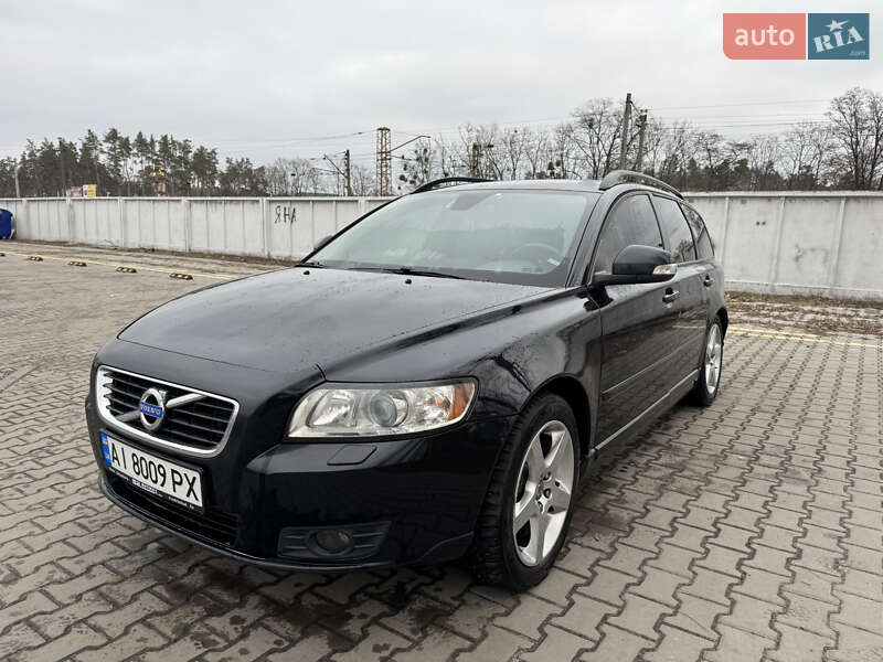 Volvo V50 2010 Volvo V50 2010