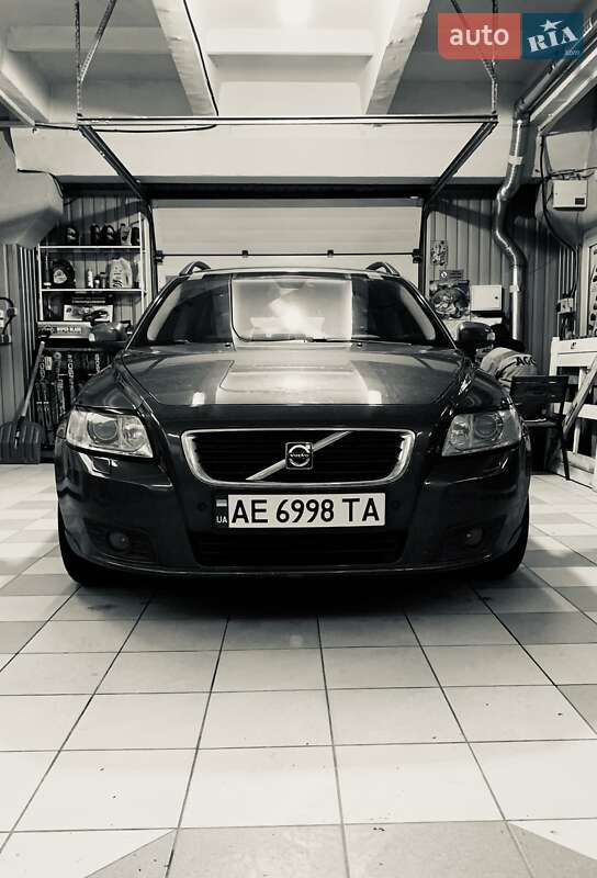 Volvo V50 2009