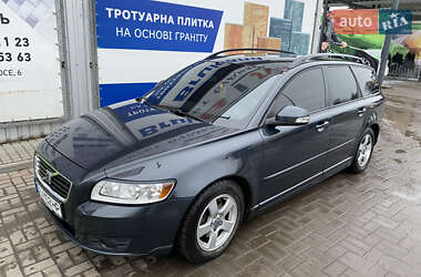 Універсал Volvo V50 2010 в Полтаві