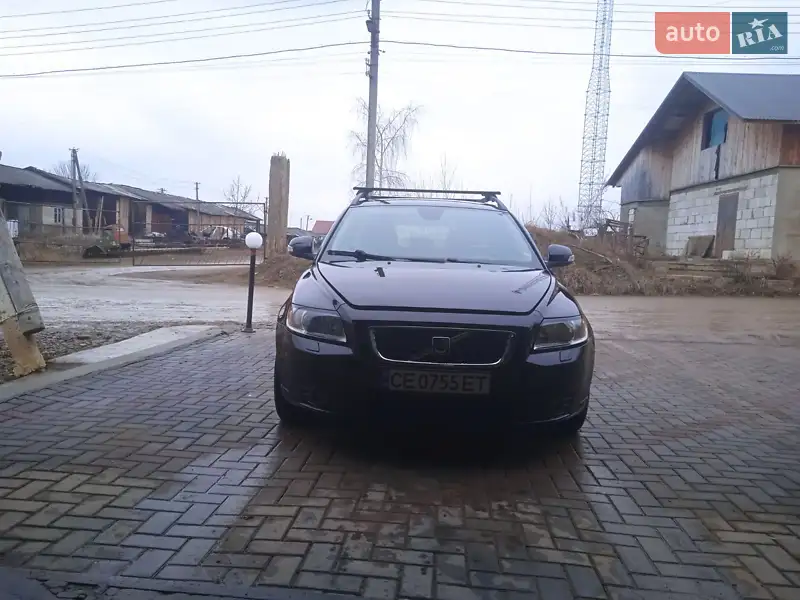 Volvo V50