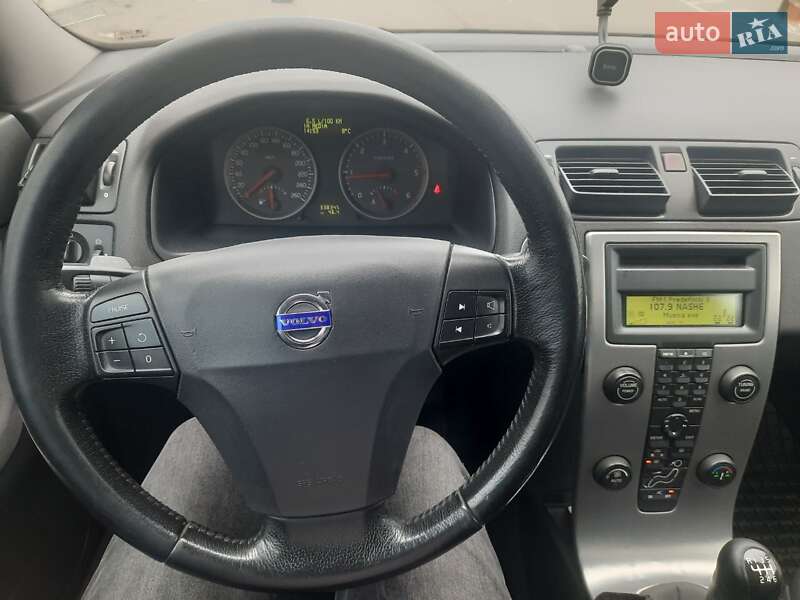 Универсал Volvo V50 2006 в Киеве
