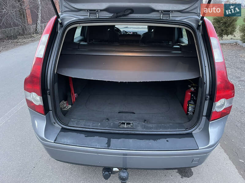 Универсал Volvo V50 2004 в Киеве