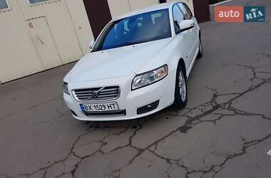 Універсал Volvo V50 2009 в Рівному