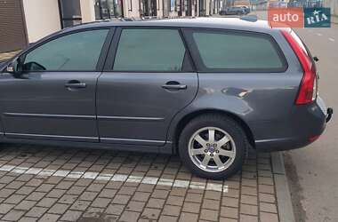 Универсал Volvo V50 2010 в Львове