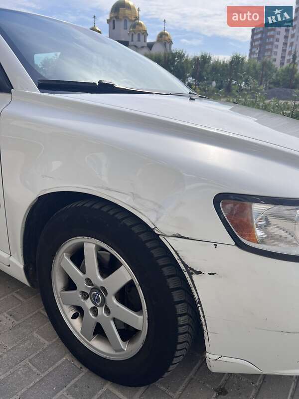 Універсал Volvo V50 2011 в Тернополі